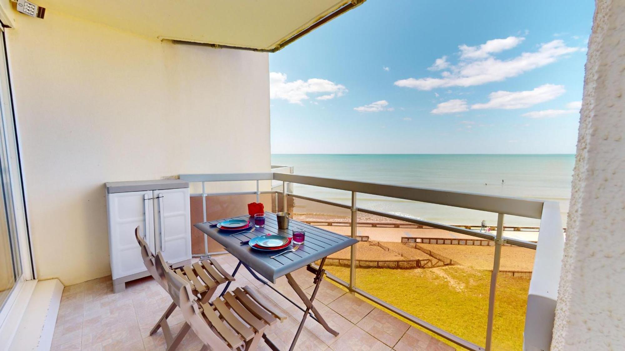 Panoramic View Face Mer Saint-Gilles-Croix-de-Vie Exterior photo